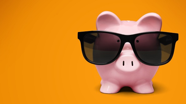Piggy bank wearing sunglasses