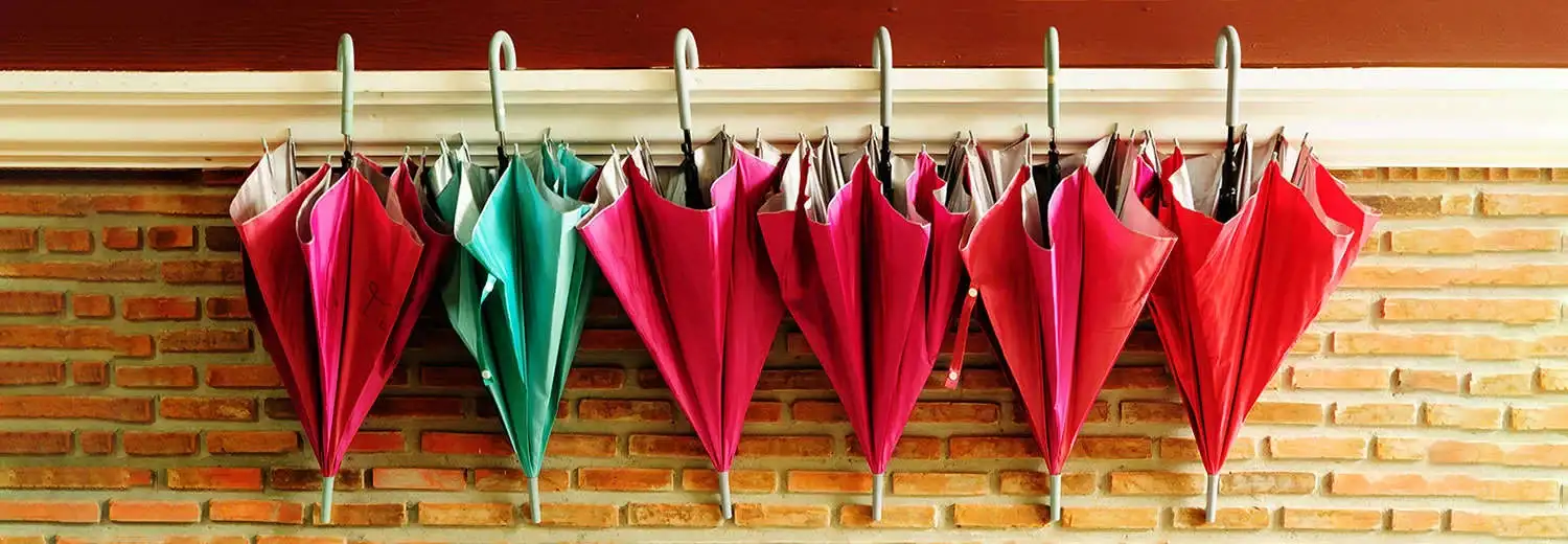 17 Easy Tips For Moving House In The Rain